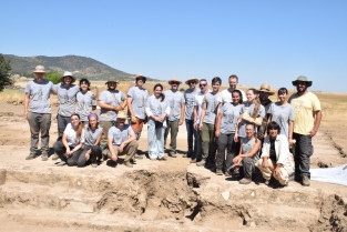 Estudiantes y arqueólogos se forman excavando la ciudad romana de Regina