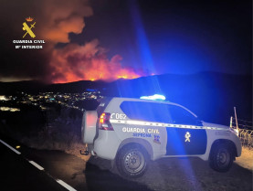 El virulento incendio forestal de Las Hurdes obliga a evacuar seis alquerías