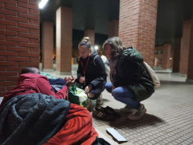 Reclaman en Badajoz espacios de aseo y pernoctación ante el aumento de personas sin hogar