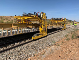 Renfe sustituye trenes por autobuses y taxis en la línea Mérida-Zafra durante cuatro fines de semana