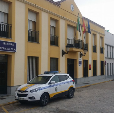 Zamora guarda silencio por las víctimas del atentado de Barcelona 