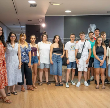 Zamora guarda silencio por las víctimas del atentado de Barcelona 
