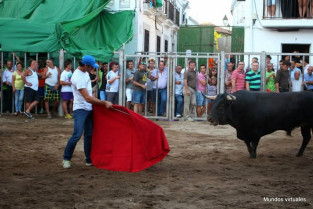 Toros, vaquilla encierros, charanga y Djs este fin de semana en las fiestas de Portaje