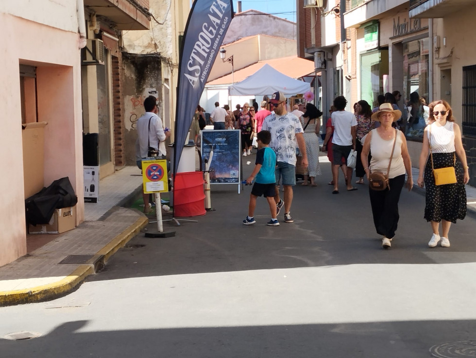 Este sábado el comercio de Moraleja sale a la calle con promociones y precios especiales