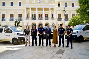La Policía Local de Badajoz incorpora tres nuevos vehículos dotados de tecnología avanzada
