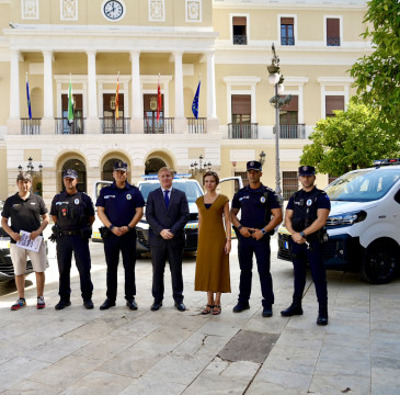 Zamora guarda silencio por las víctimas del atentado de Barcelona 