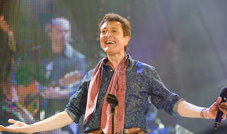 El Teatro López de Ayala de Badajoz cerrará agosto con un tributo a Manolo García