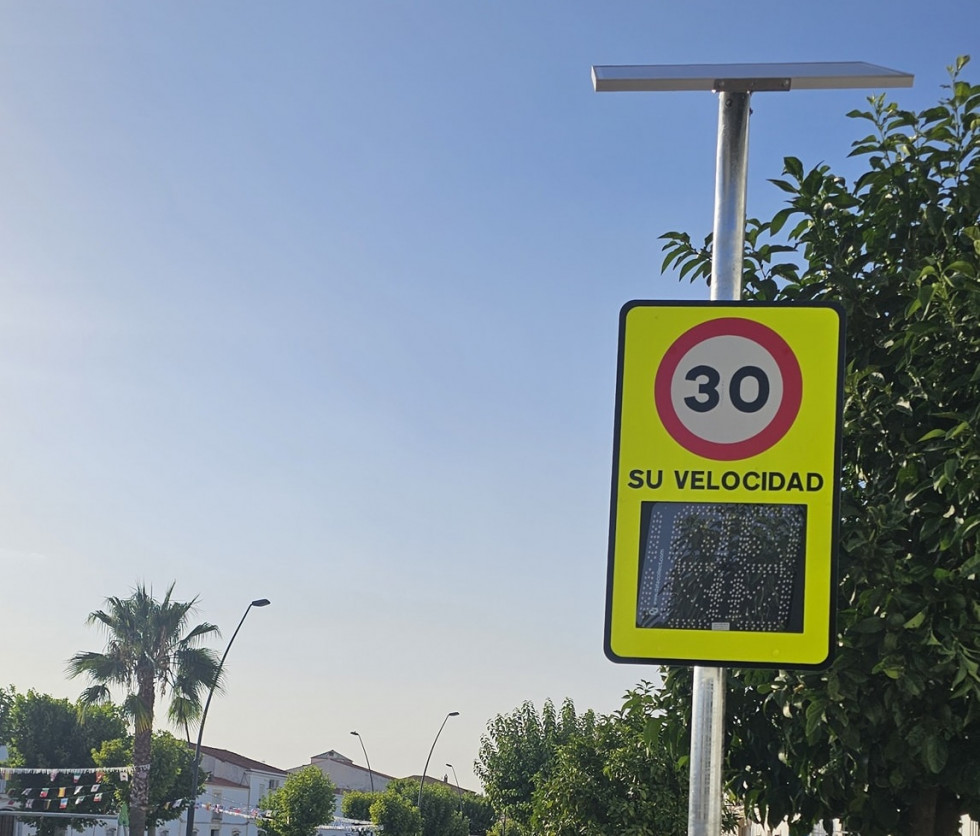 Ribera del Fresno instala un radar pedagógico para reforzar la seguridad vial