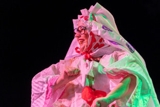 El certamen de teatro llena La Moheda de Gata con cinco noches de espectáculo