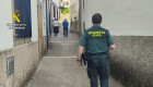 El fuego amenaza Cabezabellosa, población en la que hay vecinos pese a la orden de evacuación