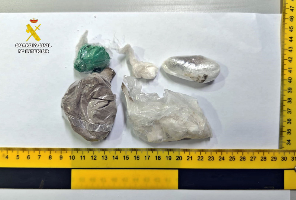 Detenida una mujer de Azuaga por tráfico de drogas con 50 gramos de heroína y cocaína
