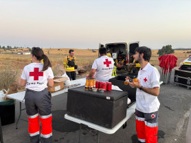 La alerta naranja con máximas de 41 grados complica aún más los incendios de Extremadura