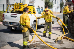 Alemania y Eslovaquia responden a la emergencia del incendio del norte de Cáceres
