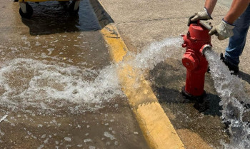 El Ayuntamiento de Mérida renueva el sistema de hidrantes contra incendios