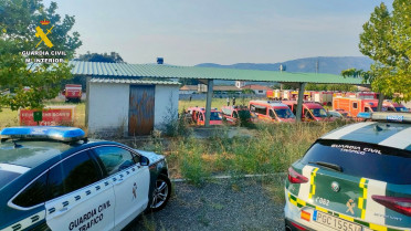 Bomberos alemanes llegan al incendio de Jarilla, que ya moviliza más de 300 efectivos