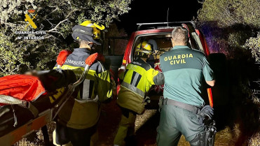 Rescatado un hombre de avanzada edad herido tras precipitarse en una zona de difícil acceso