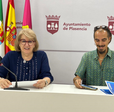 Zamora guarda silencio por las víctimas del atentado de Barcelona 
