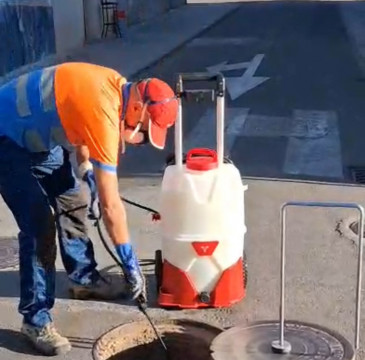 Zamora guarda silencio por las víctimas del atentado de Barcelona 