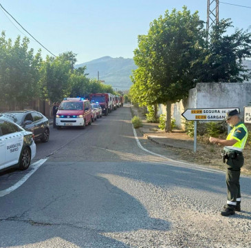 Zamora guarda silencio por las víctimas del atentado de Barcelona 