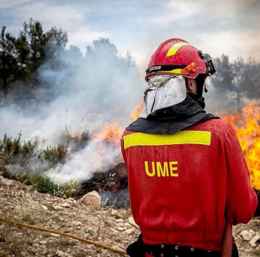 Zamora guarda silencio por las víctimas del atentado de Barcelona 