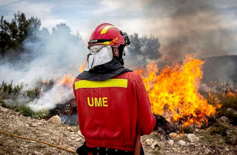 Los incendios forestales arrasan 45.000 hectáreas en Extremadura en agosto