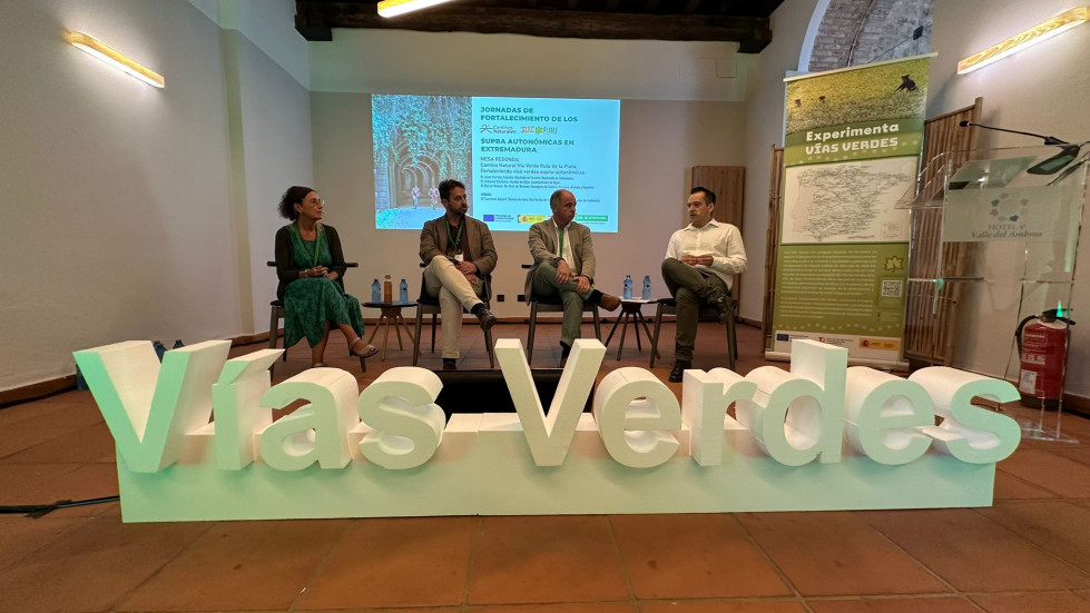 Hervás acoge unas jornadas para impulsar los Caminos Naturales Vías Verdes de Extremadura