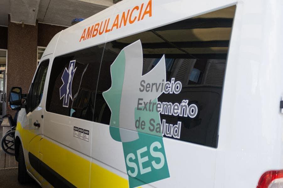 Un hombre resulta herido tras caer de una altura en un accidente laboral
