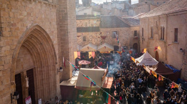 Cáceres reserva 10 puestos gratuitos para artesanos locales en el Mercado Medieval