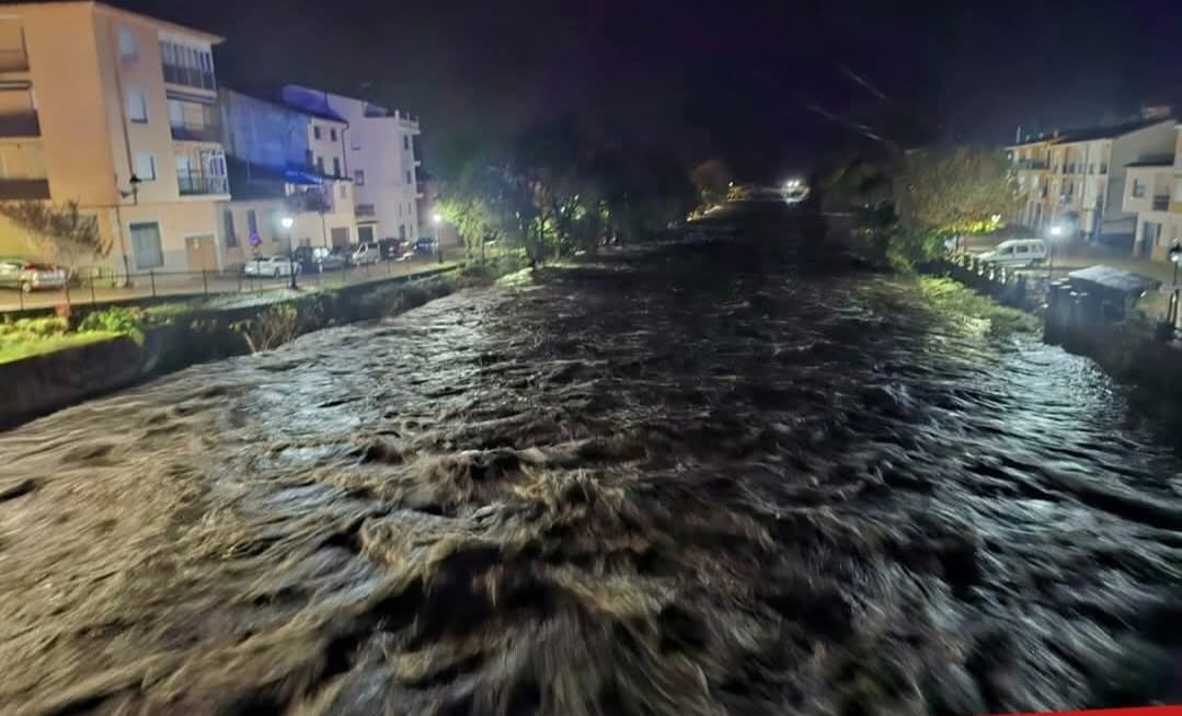 RIO JERTE A SU PASO POR NAVACONCEJO