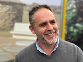 El alcalde de Moraleja da el salto a la política regional sin renunciar a su compromiso local