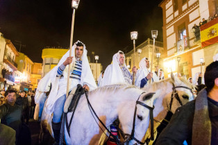 La Encamisá de Torrejoncillo tendrá caballos y participarán más de 200 escopeteros