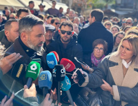 Abascal en Coria: “Si no aceptan nuestras condiciones, el PP deberá pactar con el PSOE en Extremadura”