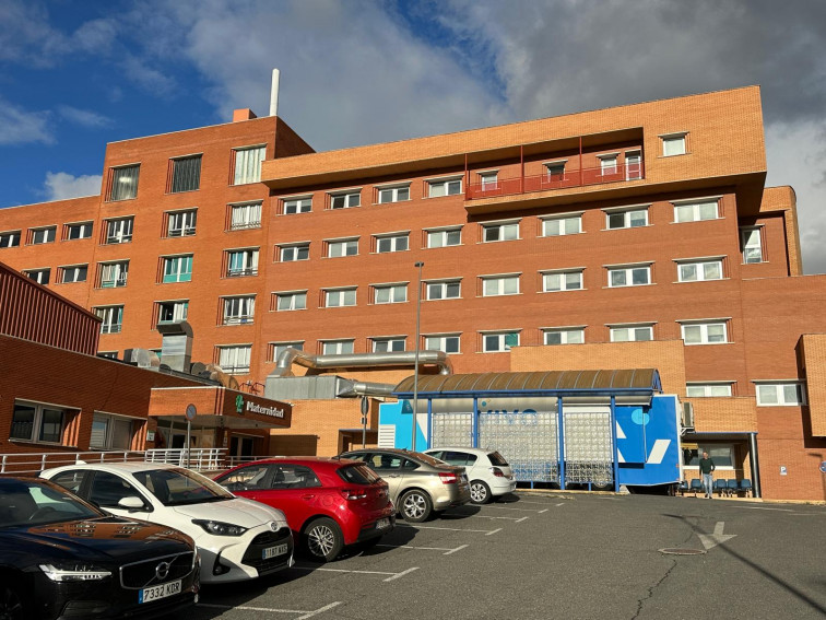 Un joven de 21 años herido tras una colisión entre un coche y una moto en Coria