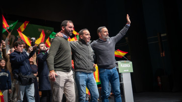 Abascal sale reforzado del 21D tras el fuerte avance de Vox en Extremadura