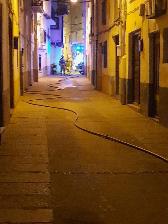 Bomberos incendio hervas 1