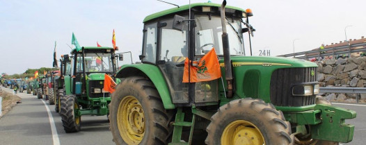 Atención conductores: cortes de tráfico en cinco carreteras de Extremadura por las tractoradas
