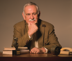 Memoria del poeta y militar Juan Carlos Rodríguez Búrdalo