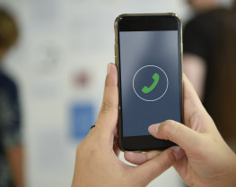 La Junta lanza un canal de WhatsApp para reforzar la información a empresas y autónomos