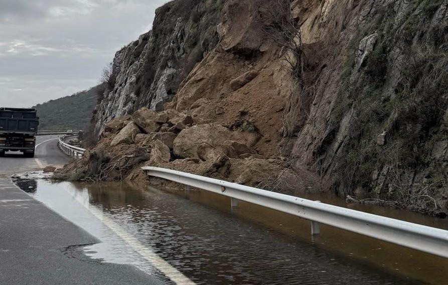 A 66, rocas, tierras, Desprendimiento, Autovu00eda, Carreteras, 3