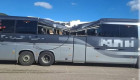 Un pino cae sobre un autobús de la línea Madrid-Cáceres sin causar heridos