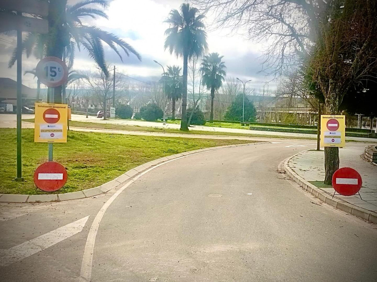 Paseo de la isla coria