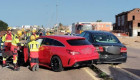 Bomberos, policías y guardias civiles intervienen en un accidente múltiple en la Ex-206