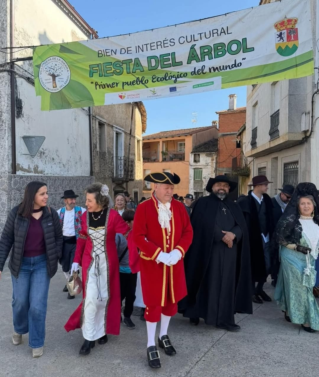 Fiesta del arbol villanueva de la sierra 1