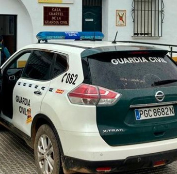 Zamora guarda silencio por las víctimas del atentado de Barcelona 