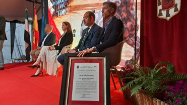 Coria rinde homenaje al torero Manuel Escribano en la Feria Internacional del Toro