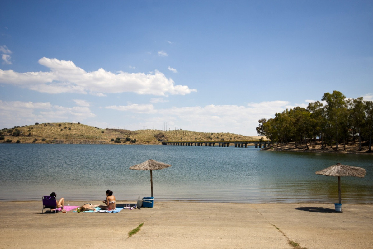 Los Calicantos, Playa, Bandera azul,