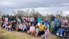 Moraleja convierte una escombrera en vida: 150 árboles para un nuevo paisaje