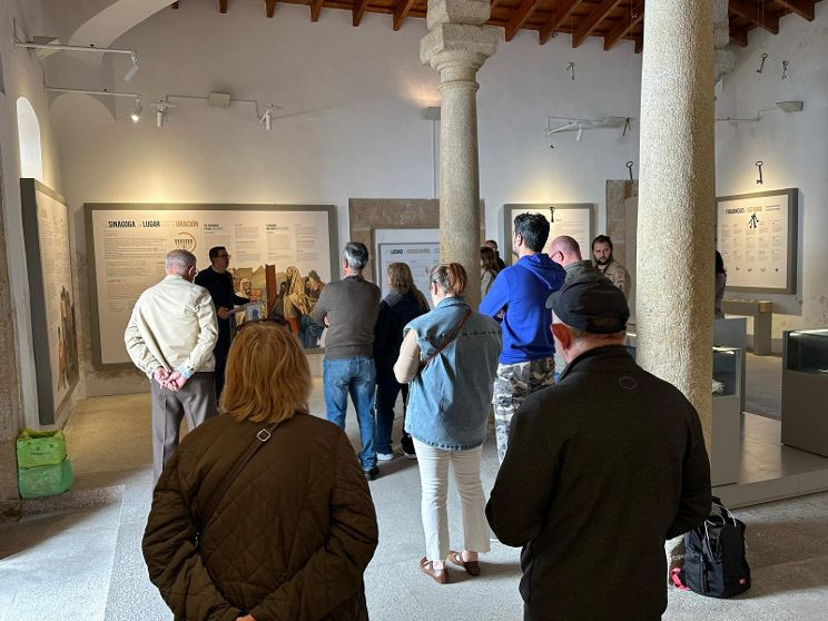 Valencia de Alcántara reivindica el legado sefardí en una jornada de memoria y convivencia