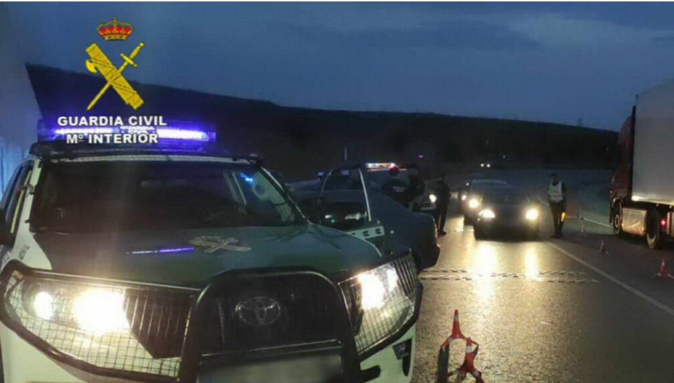 La Guardia Civil da por finalizada la búsqueda del conductor que se dio a la fuga en un control