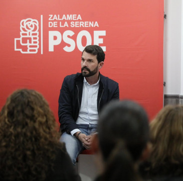 Zamora guarda silencio por las víctimas del atentado de Barcelona 